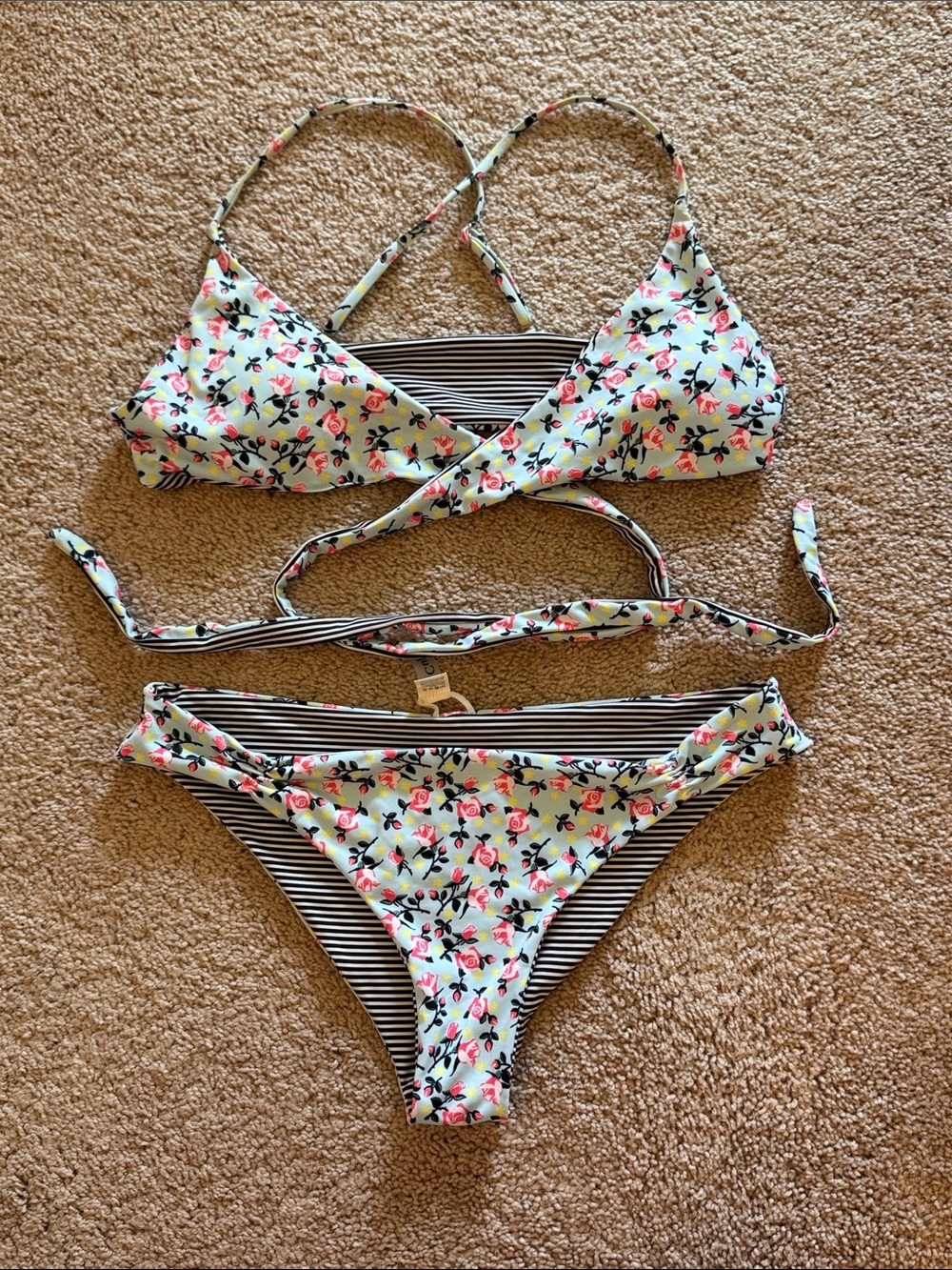 Cupshe Floral Stripe Cross-Front reversible Bikini